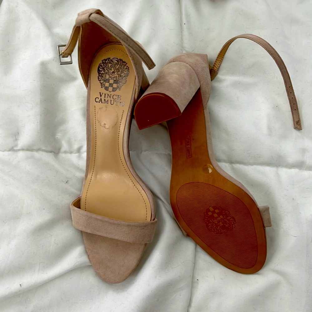 Vince Camuto ankle strap open toe sandal